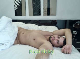 rico_ricky Une Etudiante Sexy