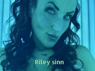 Riley_sinn