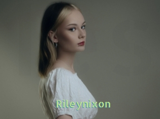 rileynixon Une Etudiante Sexy
