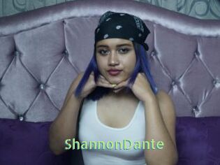 ShannonDante Une Etudiante Sexy