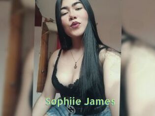 Sophiie_James