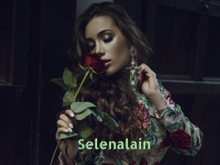 selenalain Une Etudiante Sexy