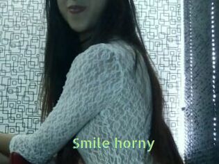 Smile_horny