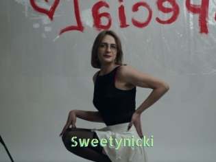 sweetynicki Une Etudiante Sexy