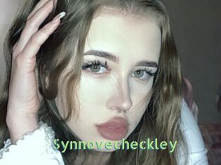 synnovecheckley Une Etudiante Sexy