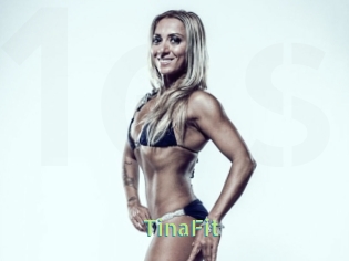 TinaFit Une Etudiante Sexy