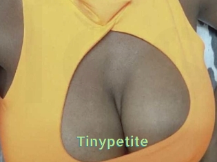 tinypetite Une Etudiante Sexy