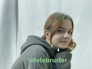 Udelebruster