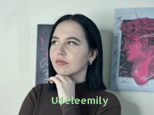 udeleemily Une Etudiante Sexy