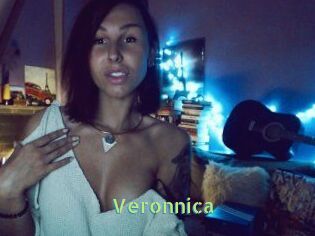 Veronnica