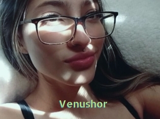 venushor Une Etudiante Sexy