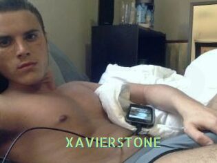 XAVIERSTONE Une Etudiante Sexy