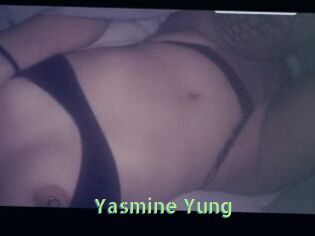 Yasmine_Yung Une Etudiante Sexy
