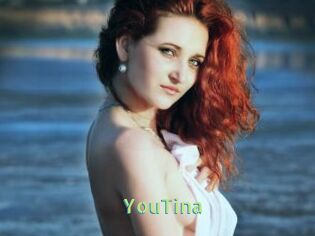YouTina Une Etudiante Sexy