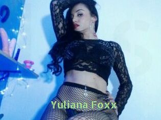 Yuliana_Foxx