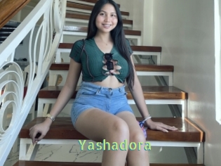 yashadora Une Etudiante Sexy