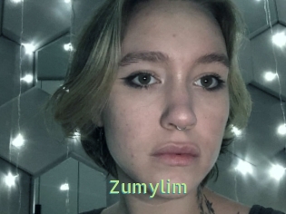 zumylim Une Etudiante Sexy